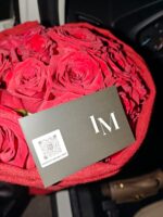 ورد وسكارف شتوي أحمر - Image 4