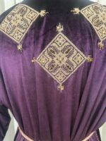 قفطان مخملي بالطرز الفاسي - Image 3